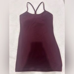 10. ‼️4/$30 Lulu Power Y Tank